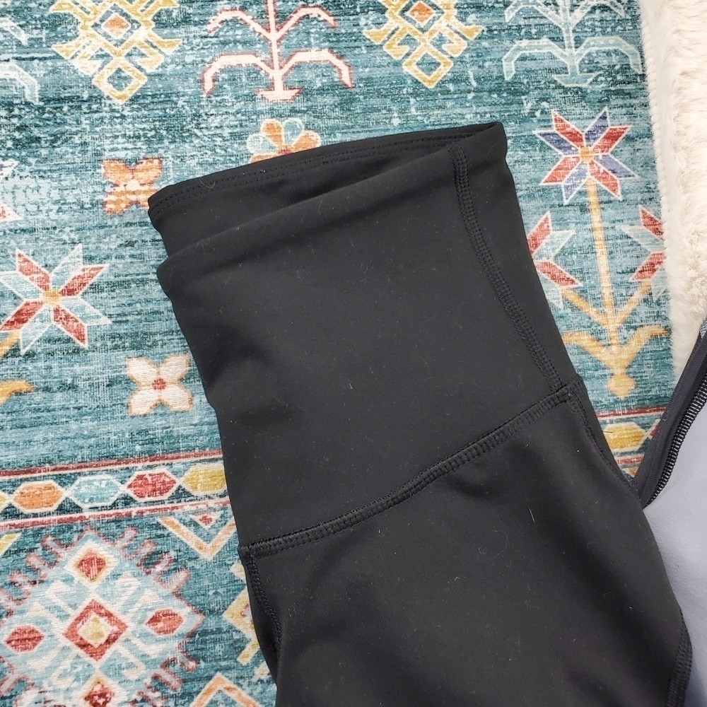 Old Navy Active Black Gray Legging Small - Picture 2 of 7
